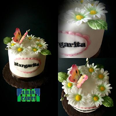 Daisies Cake - Cake by LiliaCakes