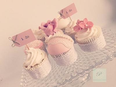 Cupcakes wedding  - Cake by Priscilla's Cakes