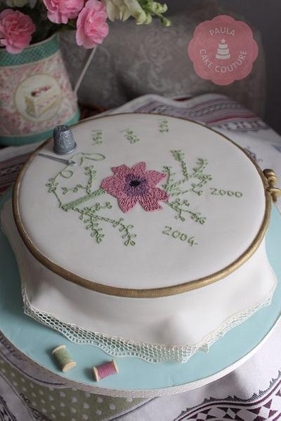 Embroidery Ring  - Cake by Paulacakecouture