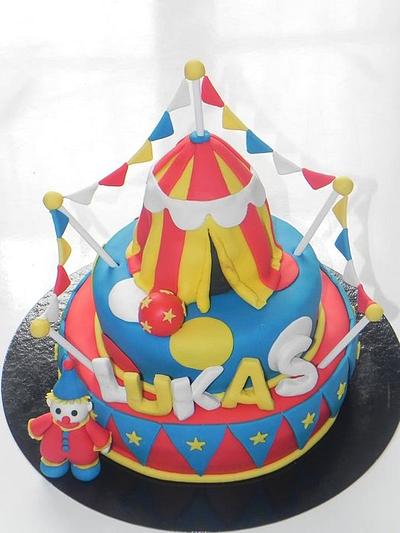 cake circus  - Cake by cendrine