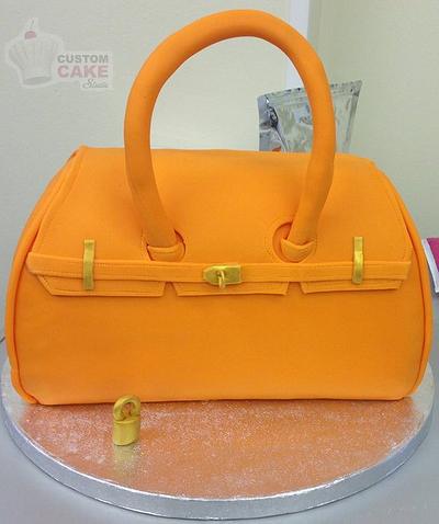 Handbag Cake - Cake by CarrieCustomCake