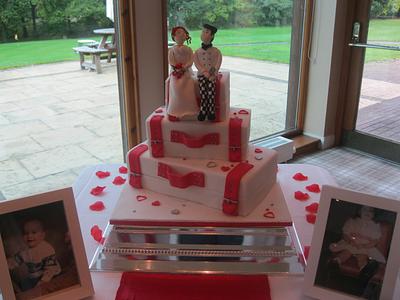 suitcase wedding - Cake by jen lofthouse