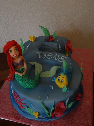 Little Mermaid number 6 cake - Cake by LindaMaakt