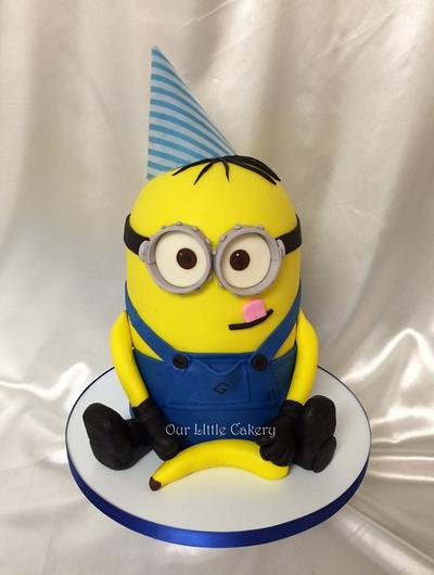 Minion cake with Wafer paper Birthday Hat - Cake by gizangel