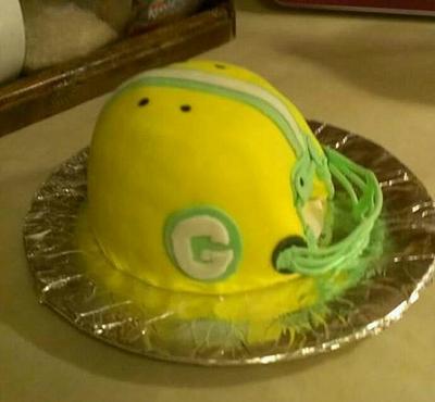 GreenBay Helment Cake - Cake by Bronecia (custom cakes)