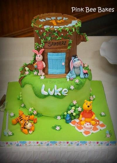 Winnie the Pooh tree house  - Cake by Pink Bee Bakes