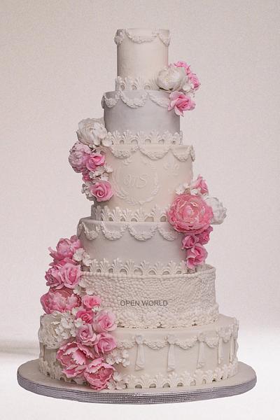The floral wedding cake - Cake by Seema Bagaria