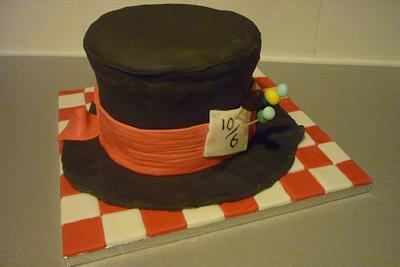 Mad hatter - Cake by suzy21