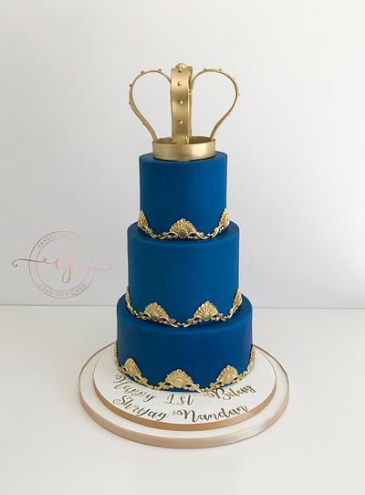 Royal First Birthday Cake  - Cake by Zaneta Wasilewska