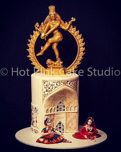 Incredible India - Cake by The Hot Pink Cake Studio by Ipshita