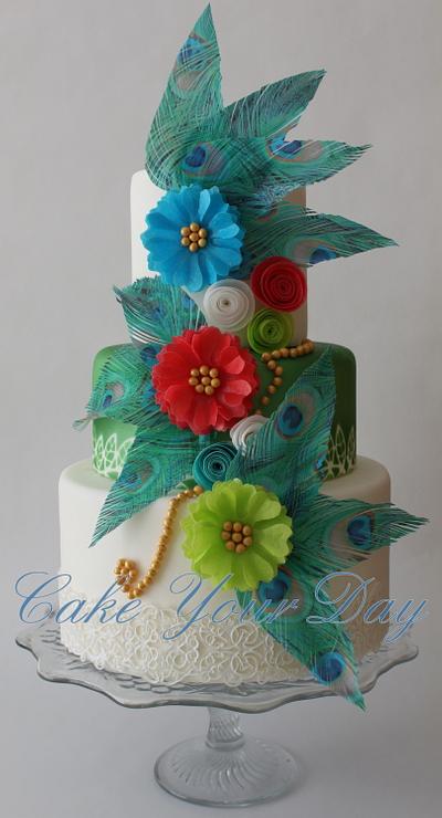 Peacock feathers and flowers - Cake by Cake Your Day (Susana van Welbergen)