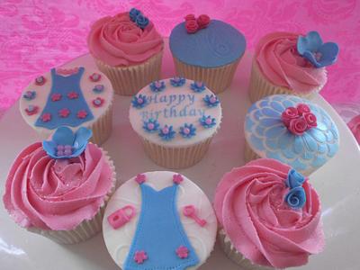 girly cupcakes - Cake by prettypetal