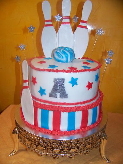 Bowling Birthdaycake - Cake by Laura Jabri