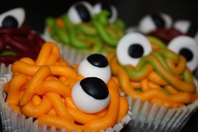 Monster Cupcakes - Cake by Ballderdash & Bunting