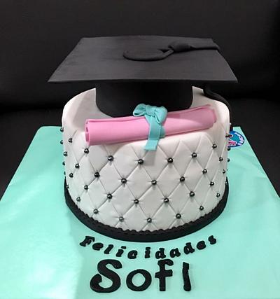 Graduation Cake - Cake by N&N Cakes (Rodette De La O)