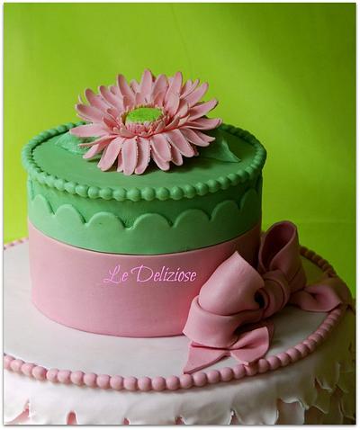 gerbera cake - Cake by LeDeliziose