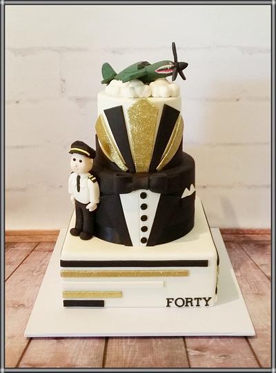 Black and Gold Gatsby Inspired  - Cake by Veronica - @cakeuvee 
