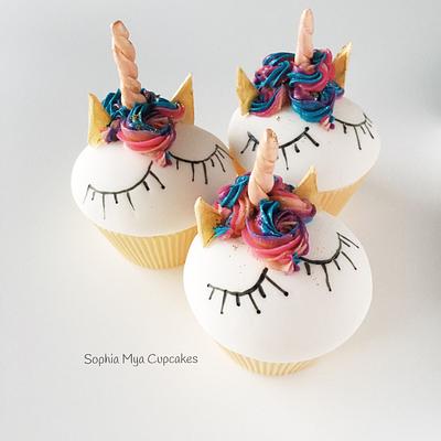 Unicorn Cupcakes - Cake by Sophia Mya Cupcakes (Nanvah Nina Michael)