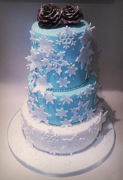 winter wedding  - Cake by Time for Tiffin 