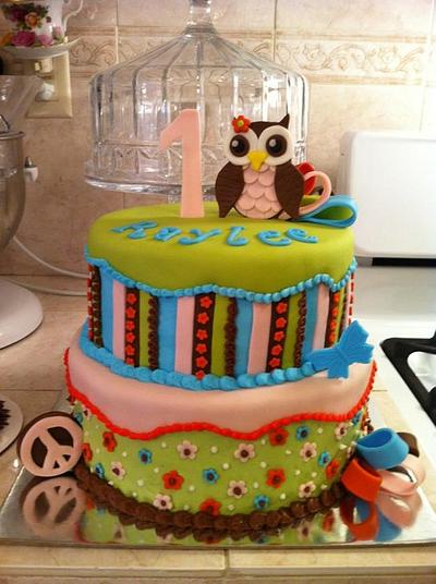 1st birthday owl cake - Cake by Christie's Custom Creations(CCC)