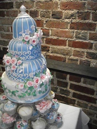 Vintage Bird Cage Wedding Cake and Vintage Cupcakes - Cake by Tracey
