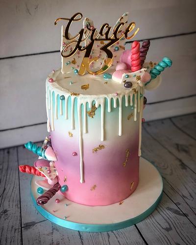 Pastel drip cake with gold accents - Cake by Maria-Louise Cakes