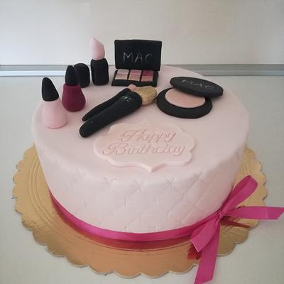 Makeup cake - Cake by Tortebymirjana