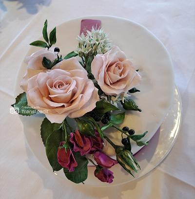 Roses Birthday cake - Cake by Lamputigu