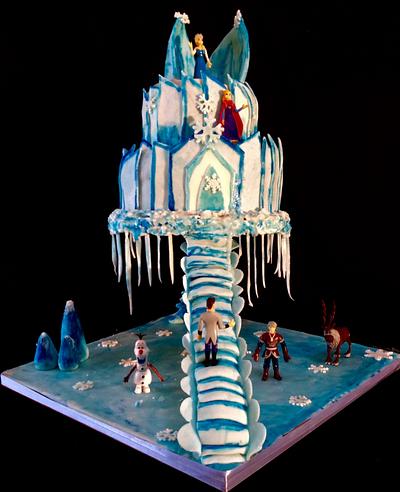 Frozen gravity cake  - Cake by Dora Th.