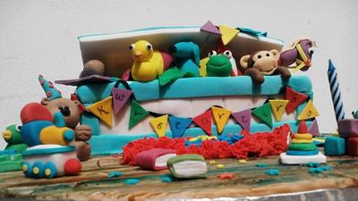 1st birthday cake toy box - Cake by antoinetteetlefouet