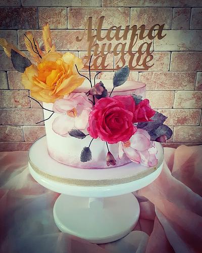 Cake with wafer flowers 🌼🌻 - Cake by Cakes_bytea