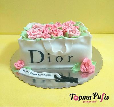 Cake Dior - Cake by Pufi
