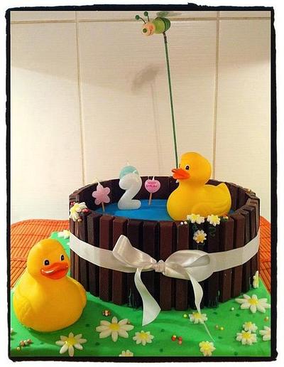 Swimming Duck - Cake by V&S cakes