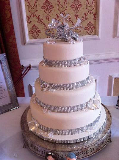 Bling Wedding Cake  - Cake by Sugarsilly