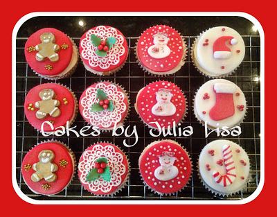Christmas Cupcakes - Cake by Cakes by Julia Lisa