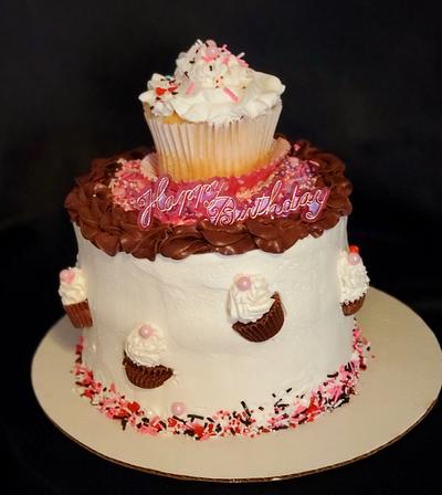 Cupcake Cake - Cake by Celene's Confections