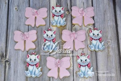 Marie themed cookies - Cake by Daria Albanese