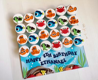 Baby Nemo and Dory's Adventure - Cake by Lulu Goh