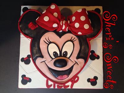 Minnie Mouse - Cake by Sheri Hicks