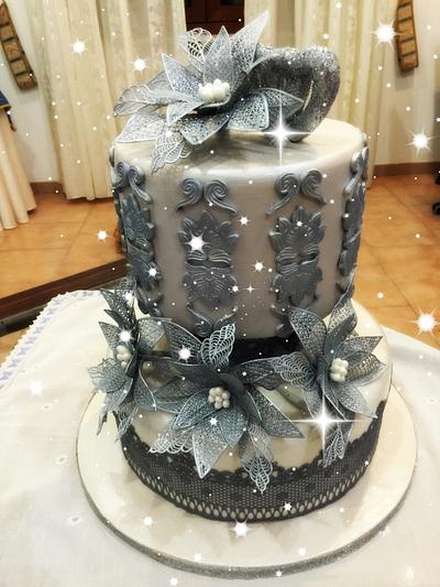 My Valentine's day silver cake  - Cake by Lallacakes