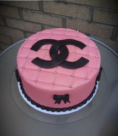 Chanel  - Cake by Julie's Cakes 