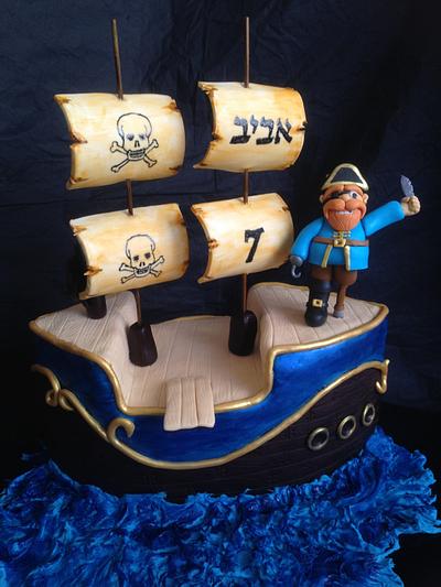 PIRATE SHIP CAKE - Cake by TALSCAKES