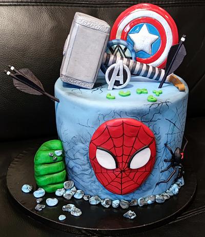 Avengers - Cake by OSLAVKA