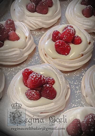 Raspberry mini Pavlovas - Cake by Regina Coeli Baker