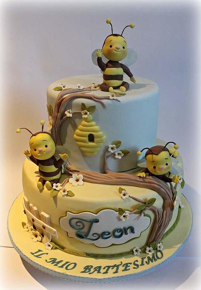 Bees for baptism  - Cake by Sabrina Di Clemente