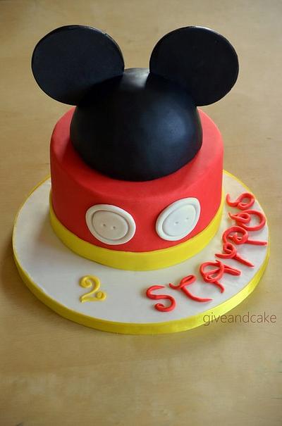 mickey mouse cake - Cake by giveandcake