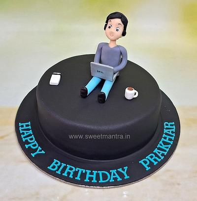 Cake with husband working on laptop - Cake by Sweet Mantra Homemade Customized Cakes Pune