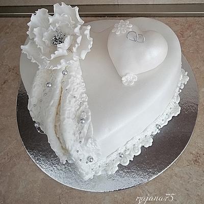 Wedding heart - Cake by Marianna Jozefikova
