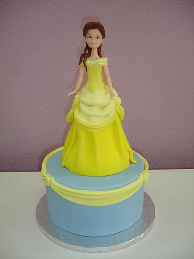 My first "belle" from beauty and the beast - Cake by Essência do Bolo