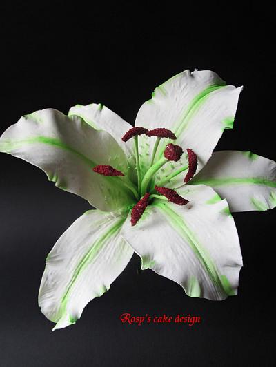 Oriental Lily - Cake by rosycakedesigner